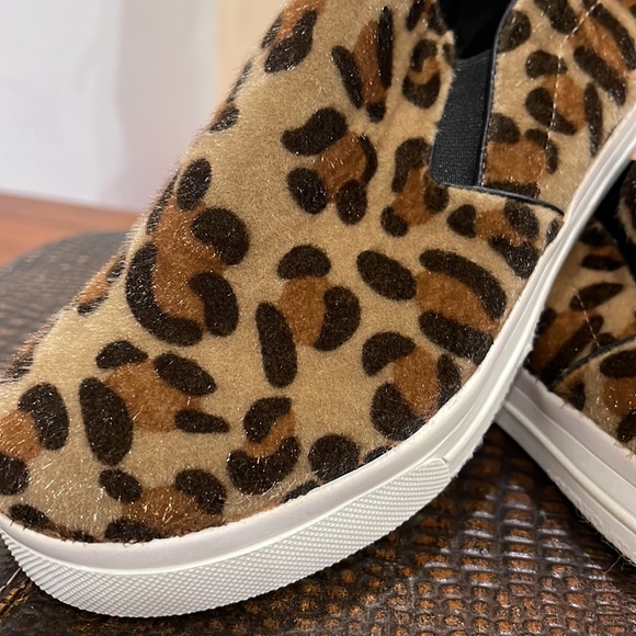 Dollhouse leopard slip on sneaker size 8.5 - Picture 3 of 11